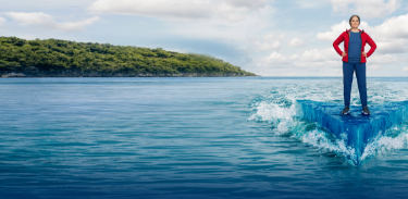 Lake scene hero image